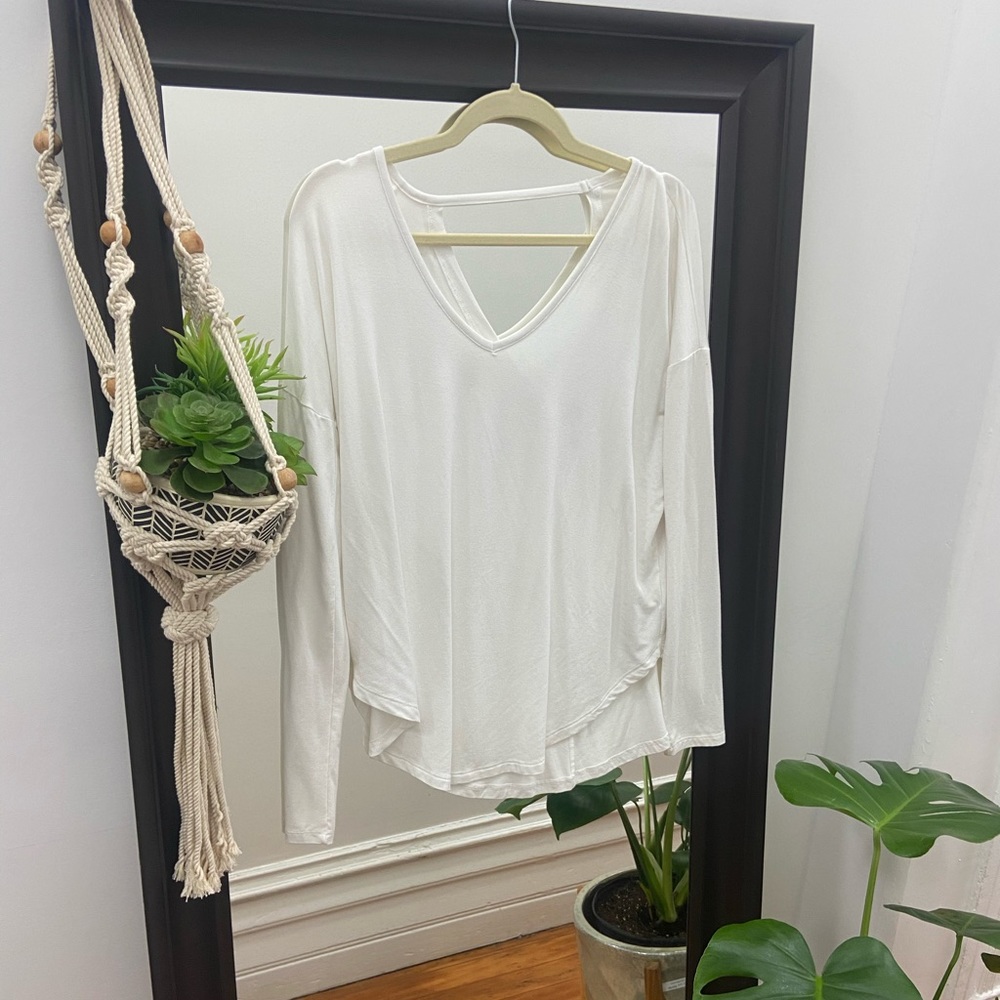 Long sleeve yoga shirt